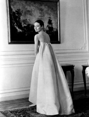Photo of Audrey Hepburn - Audrey Hepburn - white frock.jpg